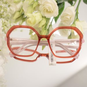 Caroline Abram Kalinda 264 54-18 135