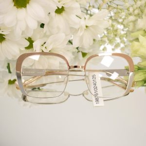 Caroline Abram Jane 258 52-19 140